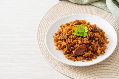 Nasi goreng - Endonezya usulü kızarmış pilav - Asya usulü