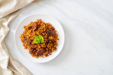 Nasi goreng - Endonezya usulü kızarmış pilav - Asya usulü