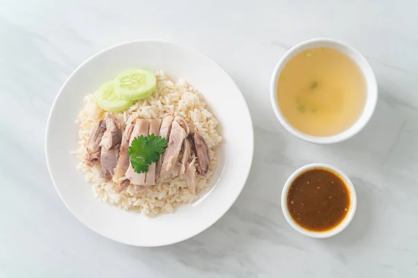 Hainanese Chicken Rice Oder Gedämpfter Reis Mit Huhn Asiatische Küche — Stockfoto