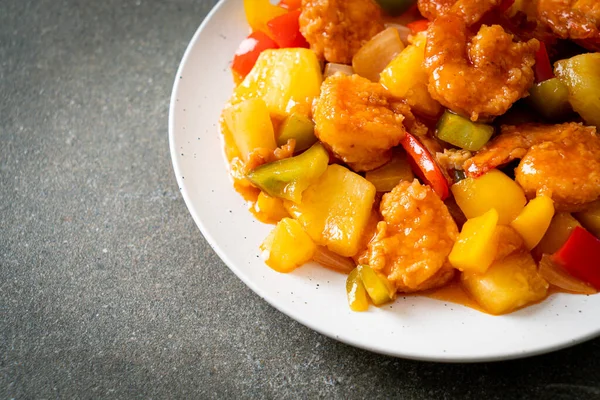 Sauté Aigre Doux Avec Des Crevettes Frites Sur Assiette Style — Photo