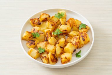 Kızarmış patates mi, ızgara patates mi?