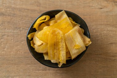 Çıtır muz cipsi. Kızarmış ya da dilimlenmiş muz.