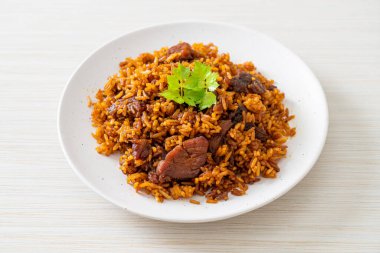 Nasi goreng - Endonezya usulü kızarmış pilav - Asya usulü