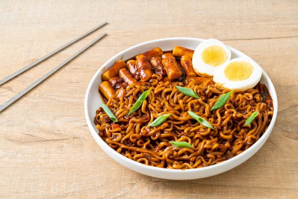 Jjajang Rabokki Κορεάτικα Noodles Ramyeon Κορεάτικο Κέικ Ρυζιού Tteokbokki Και — Φωτογραφία Αρχείου