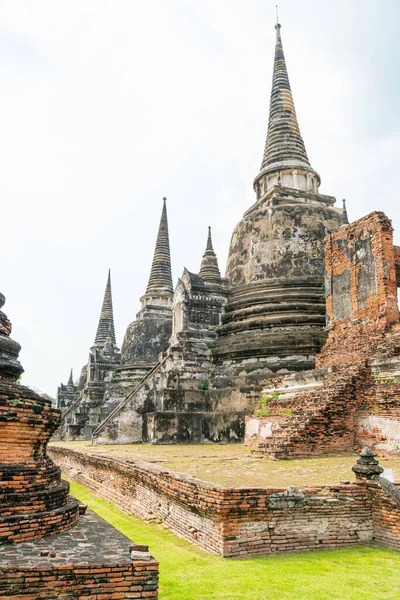 Ayutthaya, Tayland 'daki UNESCO Dünya Mirası Bölgesi, Sukhothai Tarih Parkı' ndaki Wat Phra Sri Santhe Tapınağı