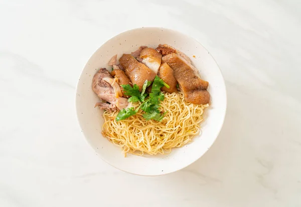 Mangkuk Mie Kaki Babi Rebus Kering Mangkuk Makanan Asia — Stok Foto