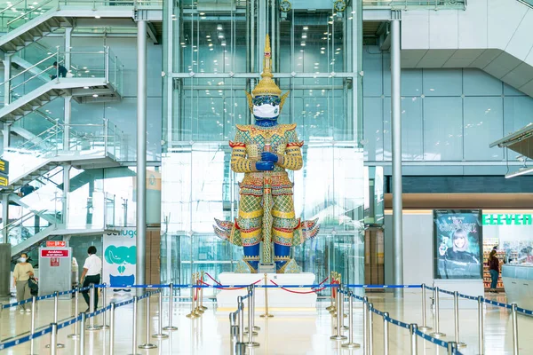 Bangkok Thailand May 2022 Bangkok Suvarnabhumi Airport Passengers Departure Terminal — Stock Photo, Image