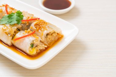 Çin Buharlı Pirinç Eriştesi - Asya usulü