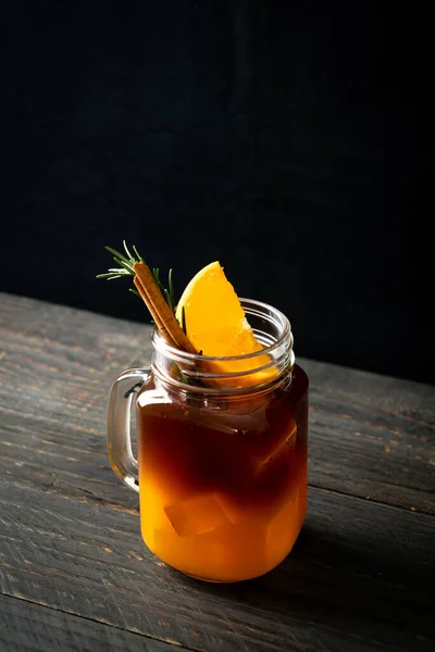 Verre Café Noir Américain Glacé Une Couche Jus Orange Citron — Photo