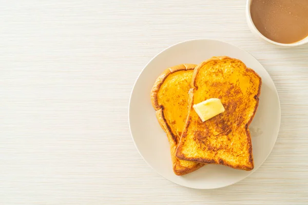 Fransmän Rostade Med Smör Och Honung Till Frukost — Stockfoto