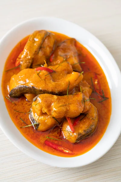 Redtail Catfish Fish Dried Red Curry Sauce Called Choo Chee — Foto de Stock