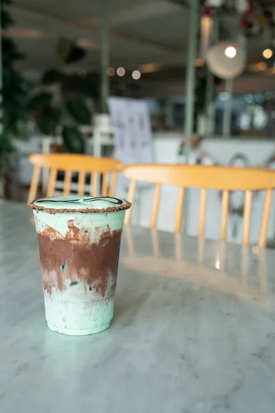 Ice Chocolate Mint Milkshake Glass Table — Stock Photo, Image