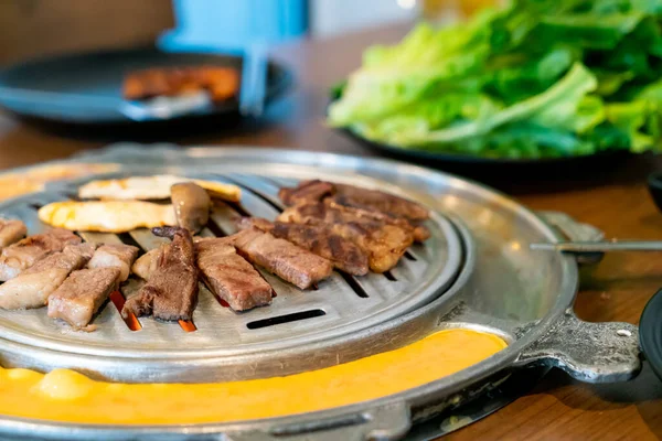 韓国風の焼き肉や牛肉 韓国料理のBbq — ストック写真