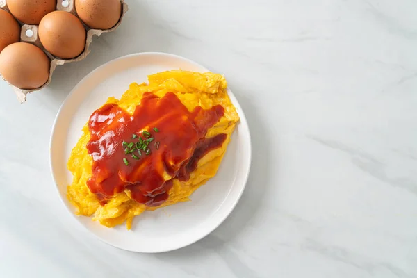 Smaksatt Stekt Ris Omelett Omslag Eller Omurice Japansk Stil Asiatisk — Stockfoto