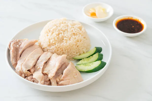 Hainanese Kuřecí Rýže Nebo Rýže Vařené Kuřecí Polévkou Asijské Jídlo — Stock fotografie