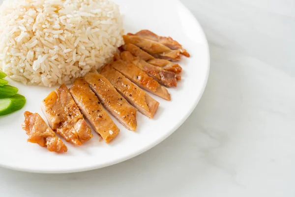 Grilled Chicken Steamed Rice Hainan Style — Fotografia de Stock