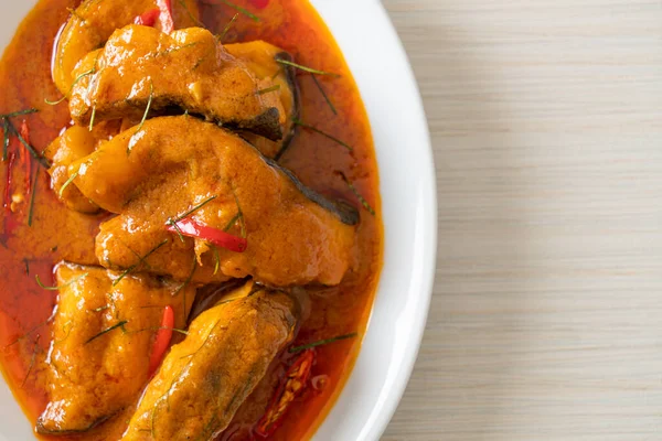 Pesce Gatto Coda Rossa Salsa Curry Rosso Essiccato Che Chiamato — Foto Stock