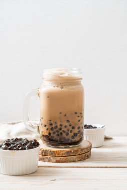 Kabarcıklı Tayvan sütlü çayı - popüler Asya içeceği