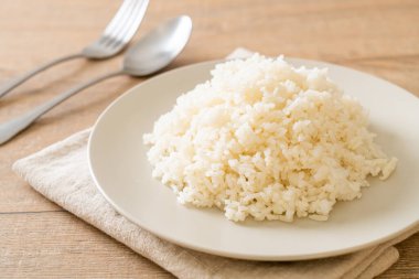 Tay yasemini pilavı pişirdim.