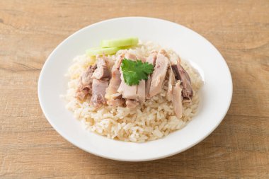 Tavuklu pilav ya da tavuklu pilav - Asya usulü.