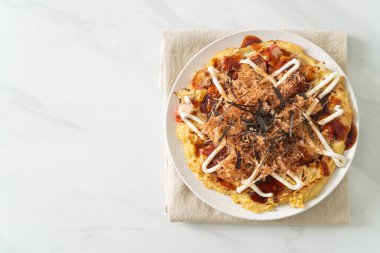 Japon Geleneksel Pizzası Okonomiyaki - Japon yemek tarzı