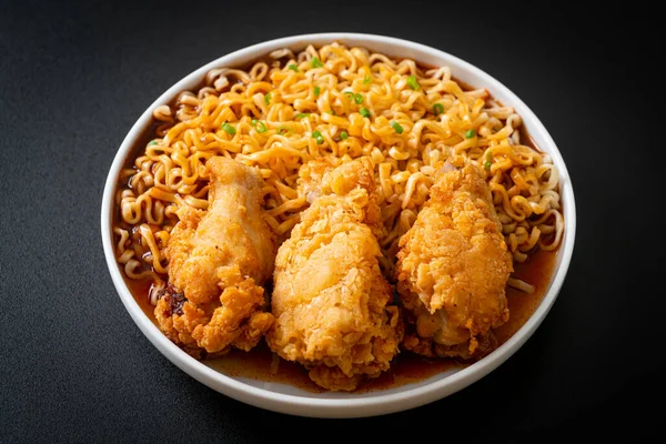 Korean Instant Noodles Fried Chicken Fried Chicken Ramyeon Korean Food — Stockfoto