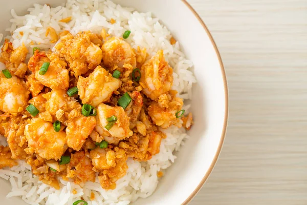 stir-fried shrimps with garlic and shrimps paste rice bowl