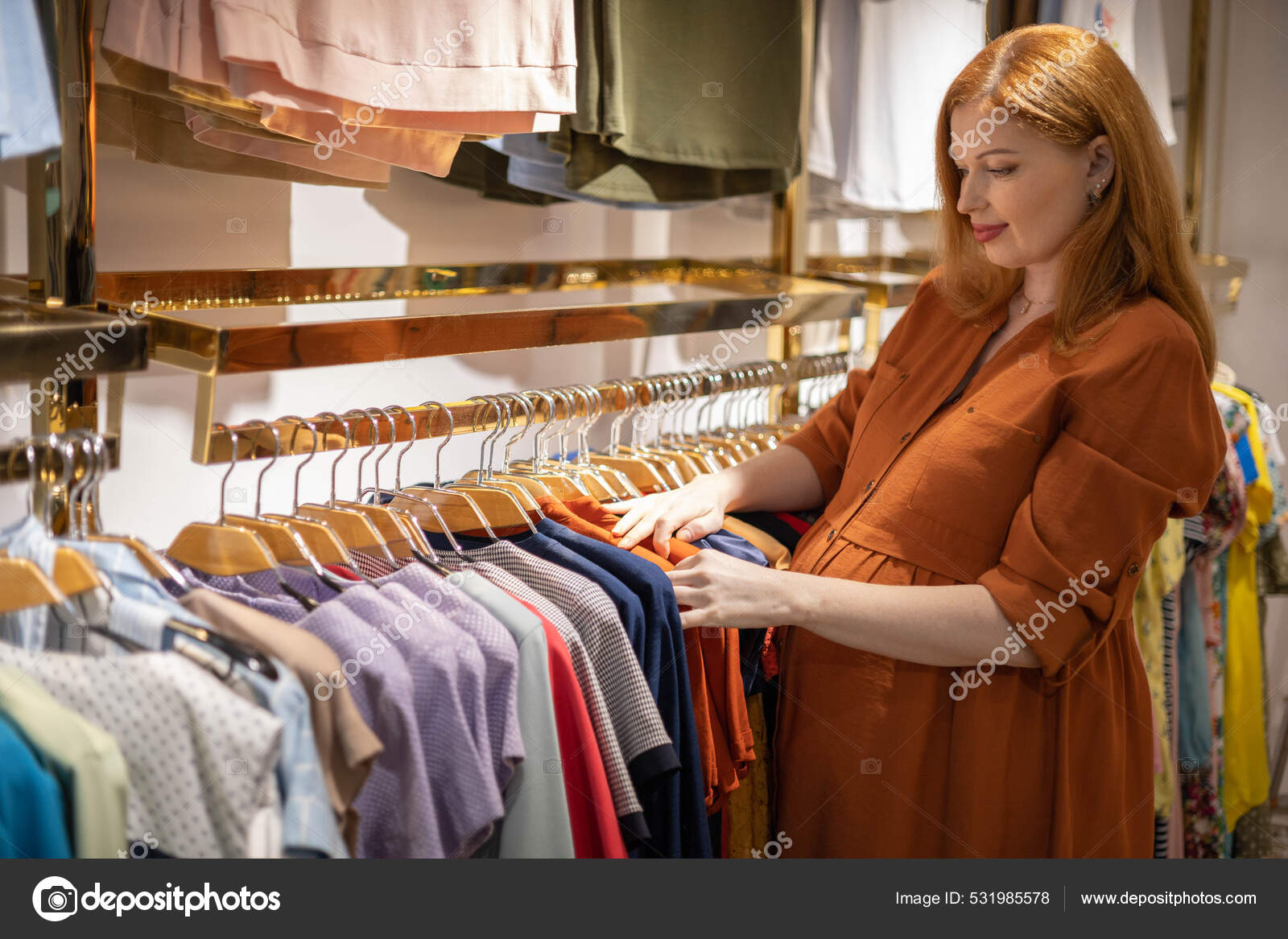 Magasin de vetement de grossesse sale