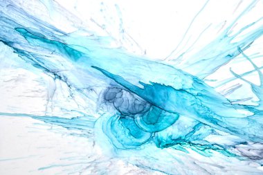 Soyut lacivert okyanus gökyüzü suluboya arka plan. çivit mavisi boya lekeleri, lekeler, su dalgaları, lüks sıvı sıvı duvar kağıdı.