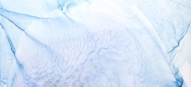 Soyut lacivert okyanus gökyüzü suluboya arka plan. çivit mavisi boya lekeleri, lekeler, su dalgaları, lüks sıvı sıvı duvar kağıdı.