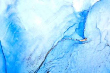 Soyut lacivert okyanus gökyüzü suluboya arka plan. çivit mavisi boya lekeleri, lekeler, su dalgaları, lüks sıvı sıvı duvar kağıdı.