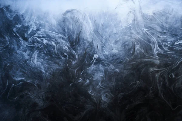 Tmavě Modrý Kouř Černém Inkoustu Pozadí Barevná Mlha Abstraktní Vířící — Stock fotografie