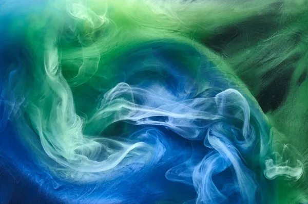 Humo Verde Azul Sobre Fondo Tinta Negra Niebla Colorida Mar — Foto de Stock