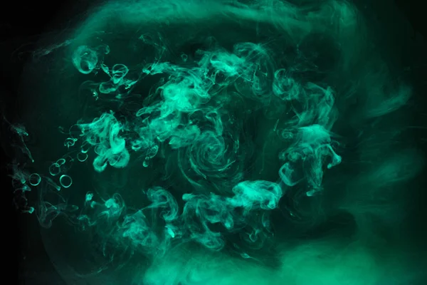 Fumée Verte Sur Fond Encre Noire Brouillard Coloré Mer Abstraite — Photo