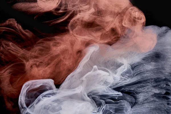 Оранжевый Белый Дым Фоне Черных Чернил Цветной Туман Соприкосновение Океаническим — стоковое фото