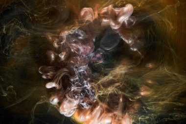 Sıvı akışkan sanat özgeçmişi. Su altında dans eden akrilik boya karışımı.