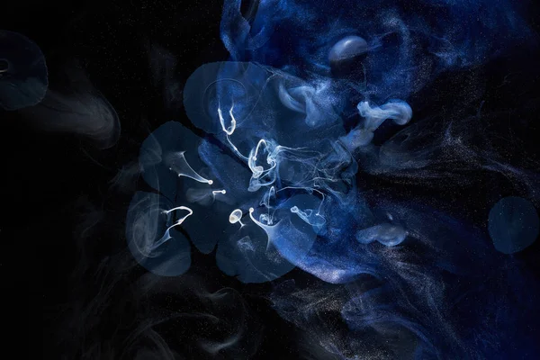 流体艺术的抽象背景 水下黑色蓝色丙烯酸漆 银河烟海 — 图库照片