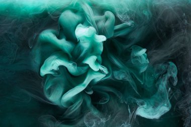 Sıvı akışkan sanat özgeçmişi. Mavi yeşil akrilik boya suyun altında, galaktik duman okyanusu