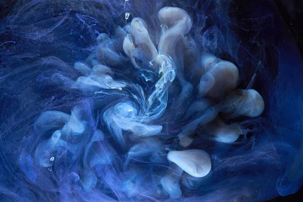 流体艺术的抽象背景 水下蓝色丙烯酸漆 银河烟海 — 图库照片