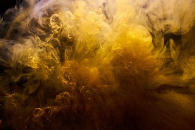 Sıvı akışkan sanat özgeçmişi. Ocher jetleri ve duman halkaları dans eden akrilik boyalar su altında, uzay okyanusu, renk patlaması