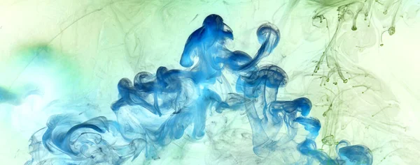 Grün Blauer Rauch Abstrakter Hintergrund Acrylfarbe Unter Wasser Explosion — Stockfoto