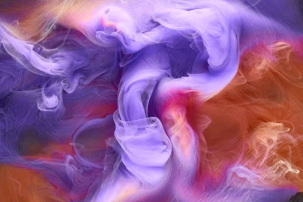 彩色橙色紫丁香烟抽象背景 丙烯酸涂料水下爆炸 — 图库照片
