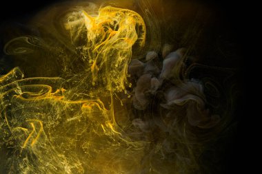 Sıvı akışkan sanat özgeçmişi. Siyah, sarı dans eden akrilik boyalar suyun altında, uzay dumanı okyanusu