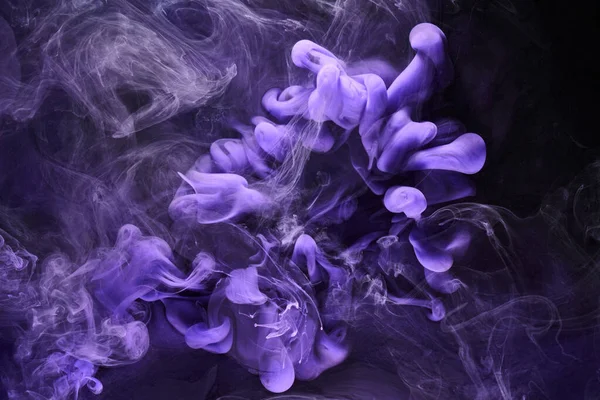 紫丁香多色烟熏抽象背景 丙烯酸涂料水下爆炸 — 图库照片