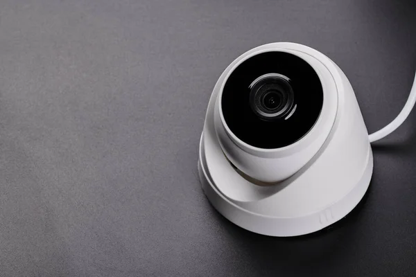 監視カメラ ビデオカメラ 黒の背景を閉じる上で隔離されたCctvカメラ 家庭用セキュリティシステムのコンセプト — ストック写真