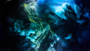 Koyu mavi soyut arka plan, lüks renkli duman, su altında akrilik boya patlama, kozmik girdap mürekkebi