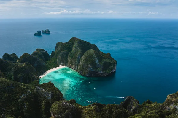 Widok Lotu Ptaka Zatokę Maya Maya Bay Jest Klejnotem Koronnym — Zdjęcie stockowe