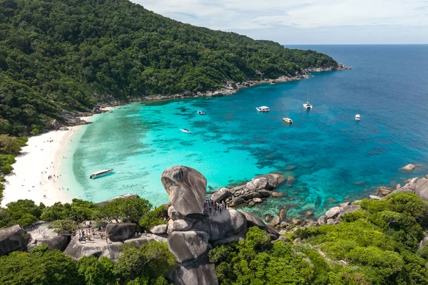 Similan Adaları, Tayland 'ın güneyinde Phang Nga eyaletinin Andaman Denizi açıklarında yer alan bir takımadalardır..