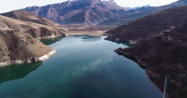 Veduta Aerea Pittoresco Lago Nelle Montagne Del Caucaso Paesaggio Natura — Video Stock