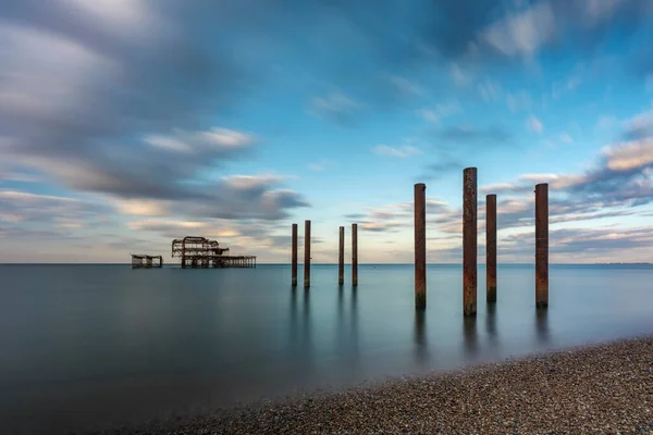 Surrealistisk Havsutsikt Brighton West Pier Gryningen Stockfoto